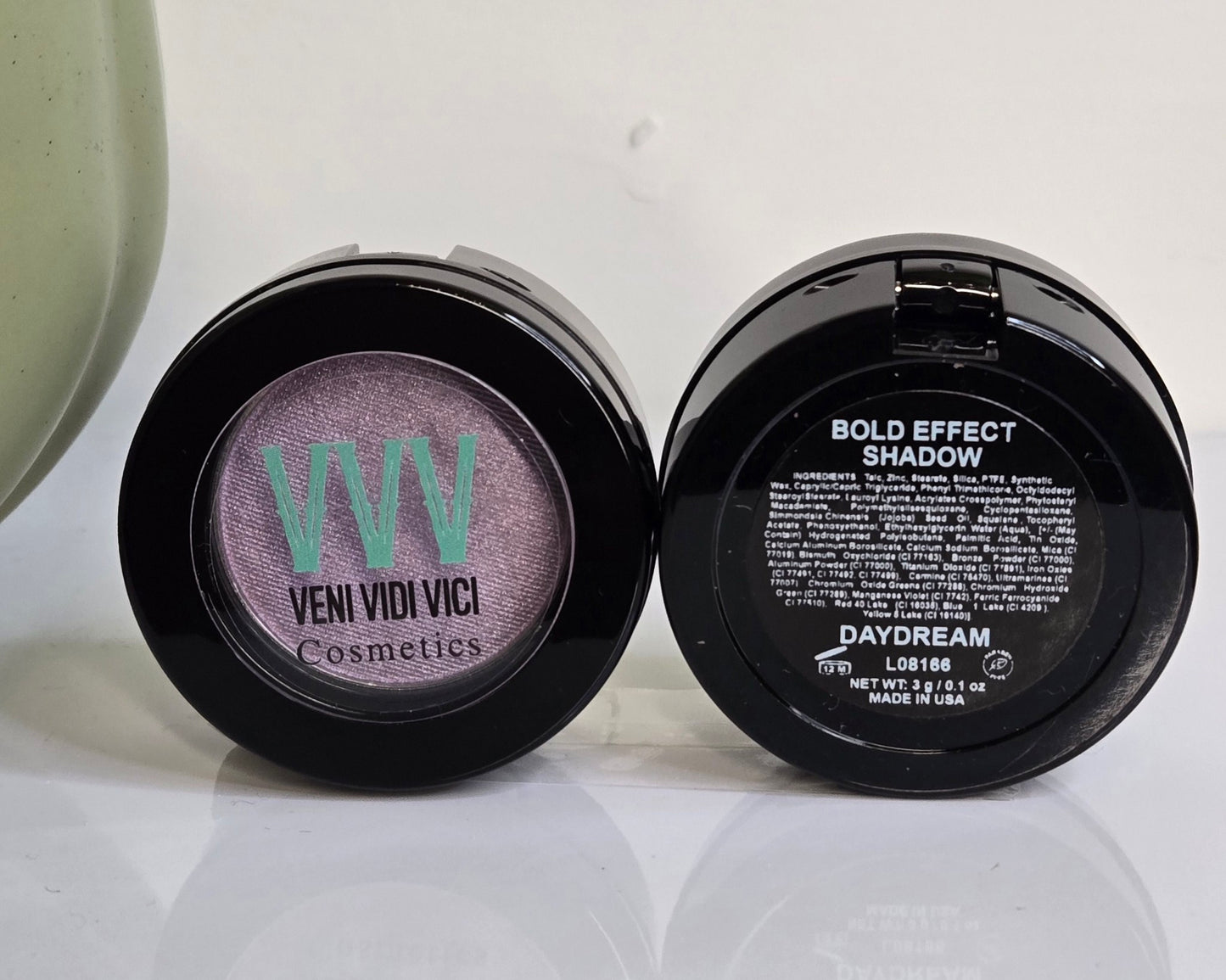Mid Size Matte Eye Shadow