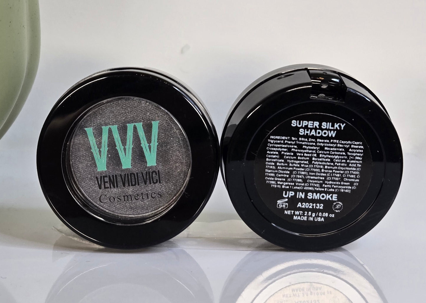 Mid Size Matte Eye Shadow