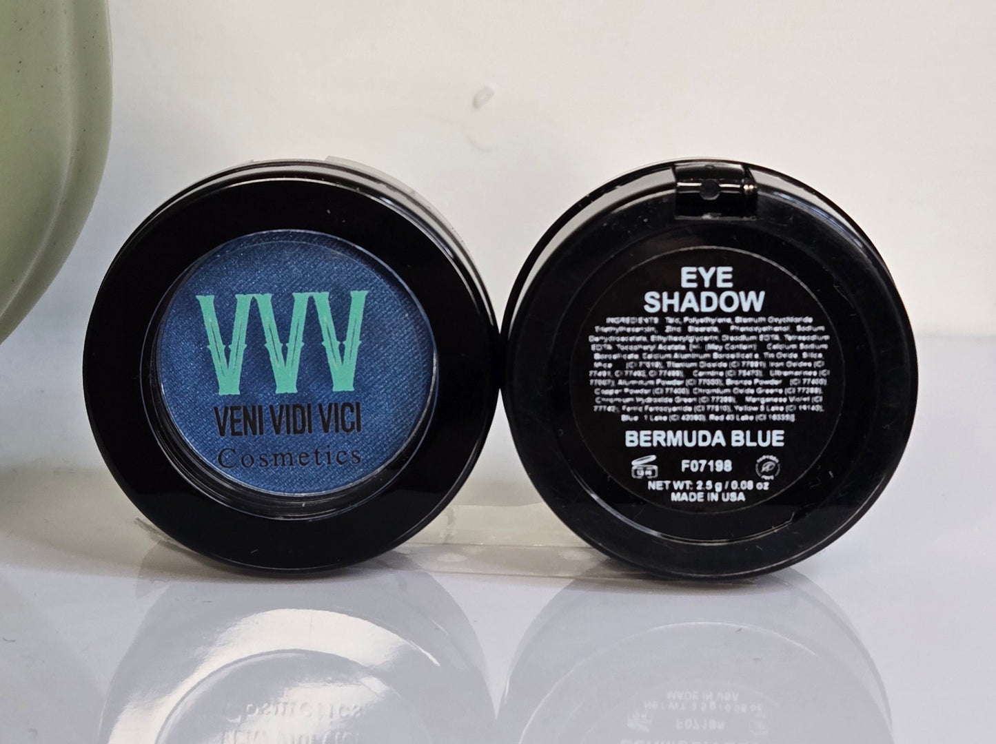 Mid Size Matte Eye Shadow