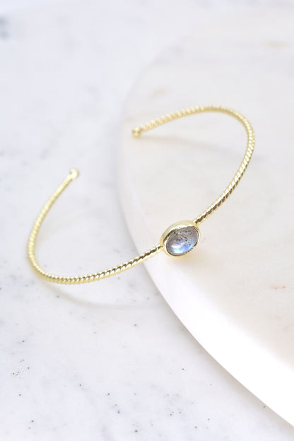 Center Stone Single Band Bracelet with Labradorite